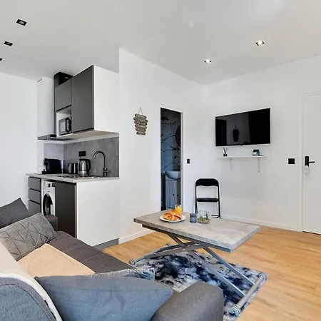 - Stade De France Apartment *