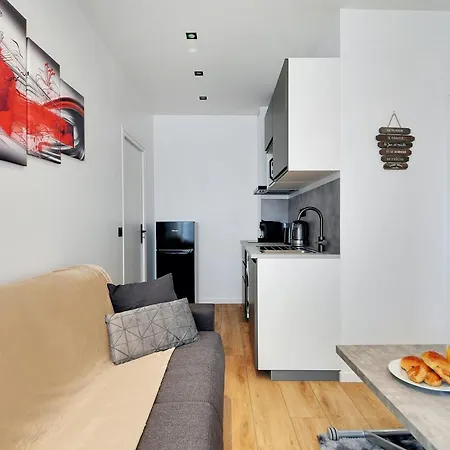 - Stade De France Apartment Saint-Denis (Seine-Saint-Denis)